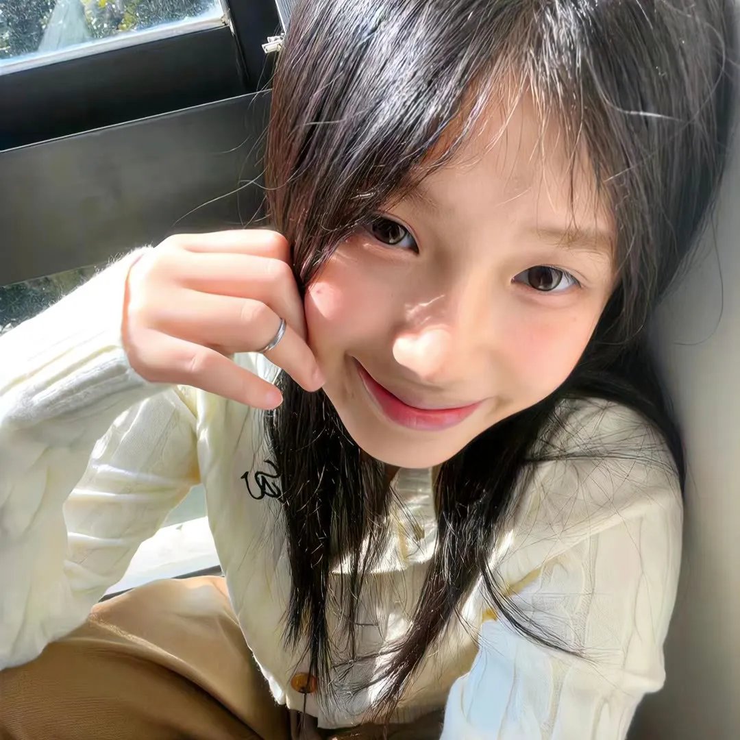 女大学生